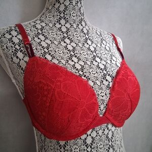 Victoria's Secret Push Up Bra 34D Red Floral Lace